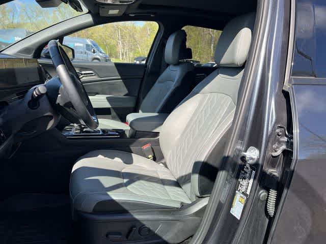 Thumbnail: 2023 Kia Sportage - 14