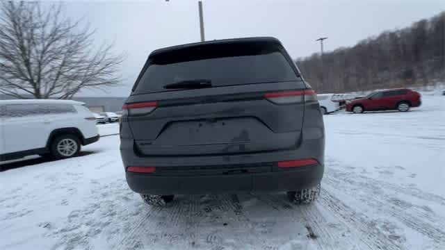 Thumbnail: 2025 Jeep Grand Cherokee - 7
