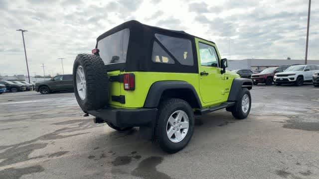 Thumbnail: 2017 Jeep Wrangler - 8