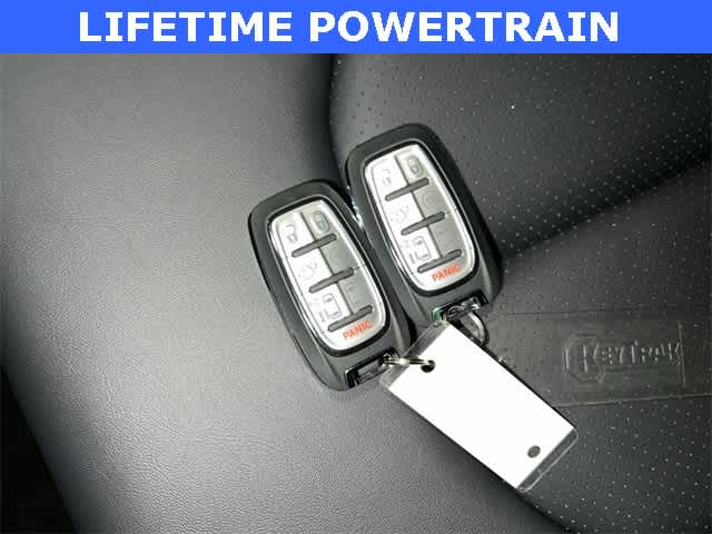 Thumbnail: 2026 Chrysler Pacifica - 25