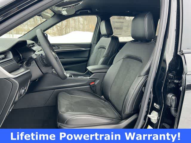 Thumbnail: 2026 Jeep Grand Cherokee - 15