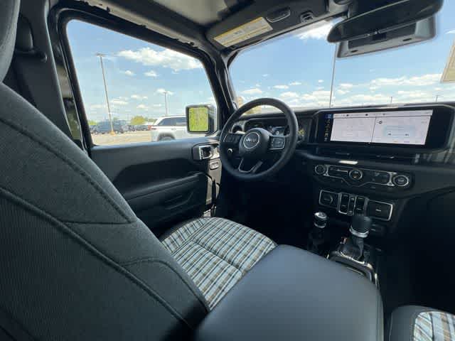 Thumbnail: 2026 Jeep Wrangler - 17