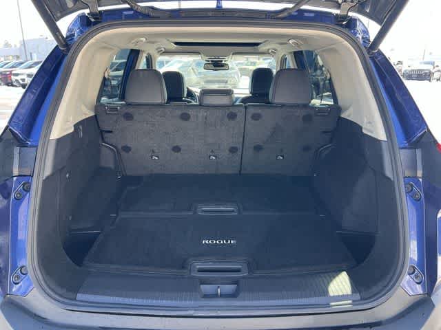 Thumbnail: 2023 Nissan Rogue - 24