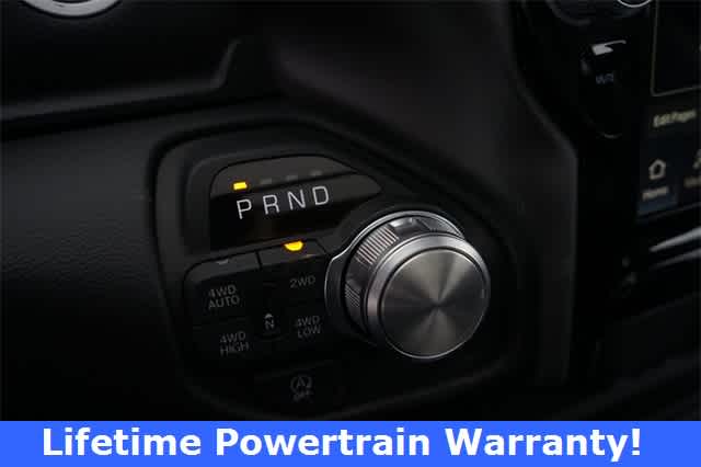 Thumbnail: 2026 RAM 1500 - 25