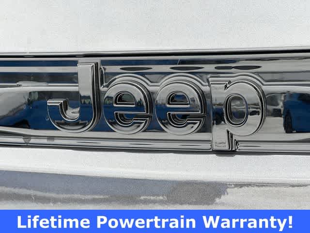 Thumbnail: 2026 Jeep Grand Cherokee - 11
