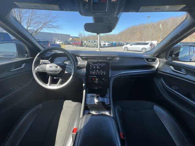 Thumbnail: 2023 Jeep Grand Cherokee - 14