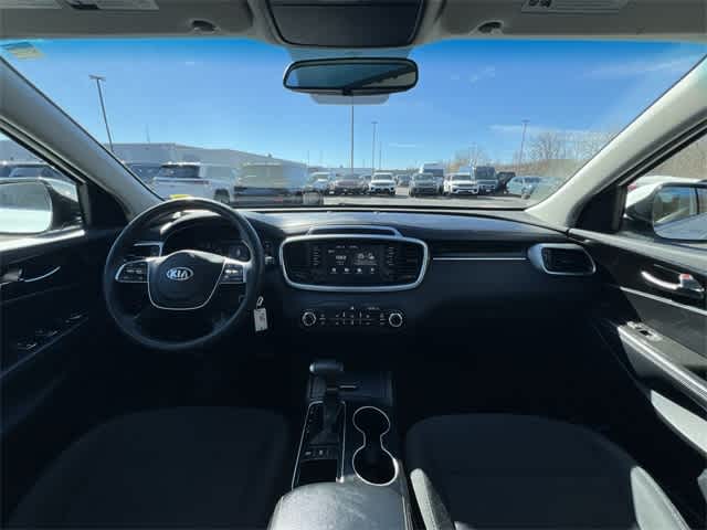 Thumbnail: 2020 Kia Sorento - 14