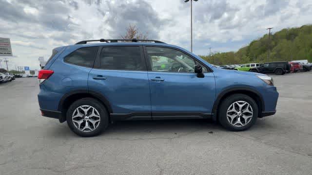 Thumbnail: 2020 Subaru Forester - 9
