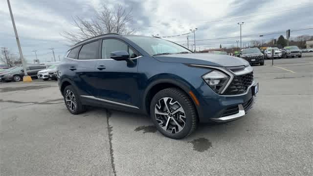 Thumbnail: 2023 Kia Sportage - 2