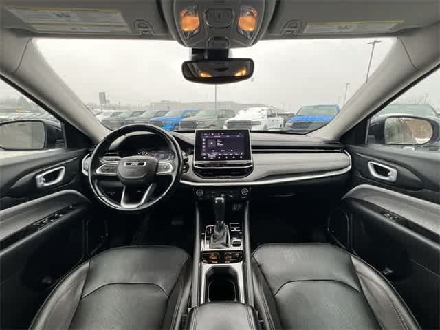 Thumbnail: 2022 Jeep Compass - 14