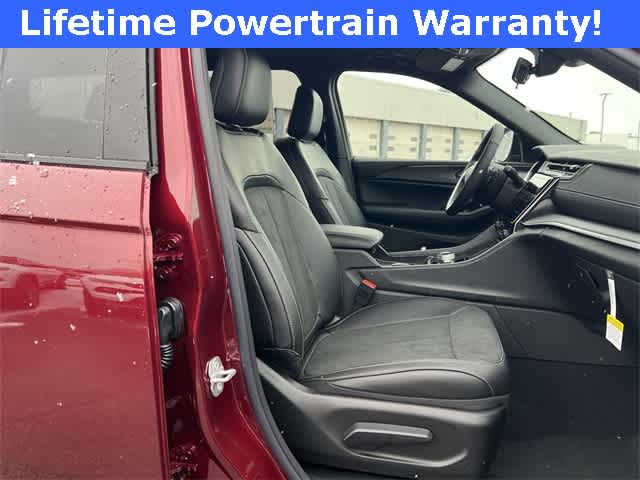 Thumbnail: 2025 Jeep Grand Cherokee L - 19