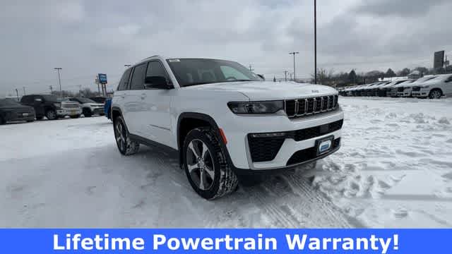 Thumbnail: 2026 Jeep Grand Cherokee - 2