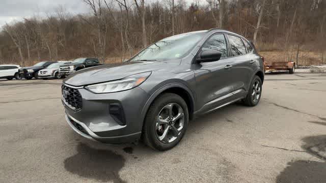 Thumbnail: 2024 Ford Escape - 4