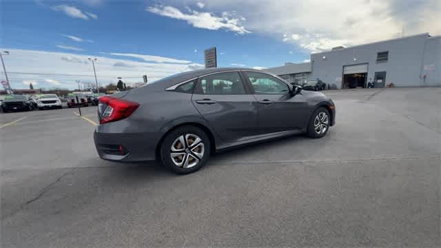 Thumbnail: 2016 Honda Civic - 8