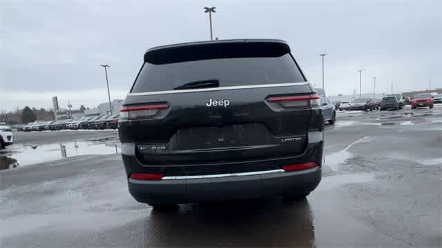 Thumbnail: 2022 Jeep Grand Cherokee - 7