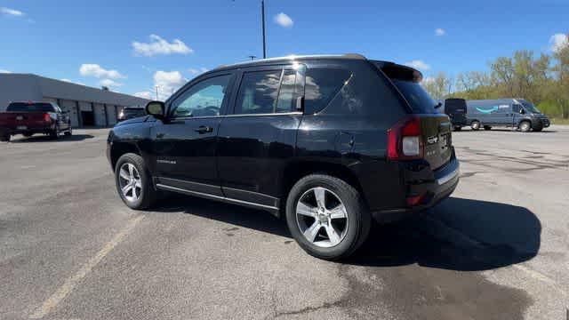 Thumbnail: 2017 Jeep Compass - 6
