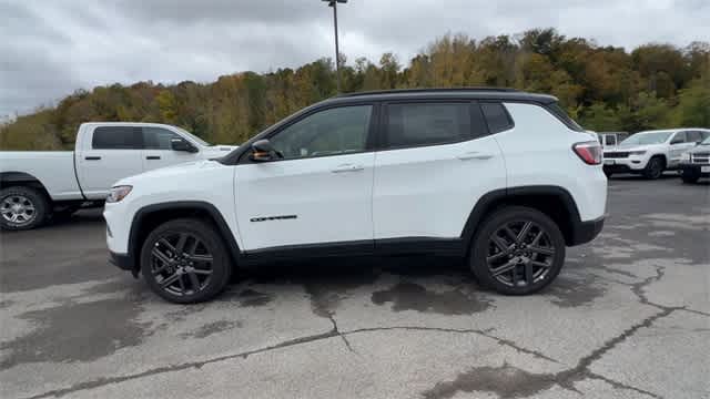 Thumbnail: 2026 Jeep Compass - 5