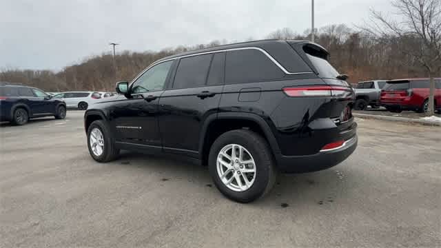 Thumbnail: 2024 Jeep Grand Cherokee - 6