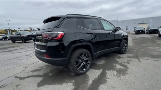 Thumbnail: 2026 Jeep Compass - 8