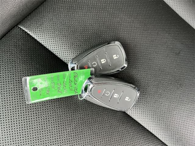 Thumbnail: 2024 Chevrolet Trax - 25