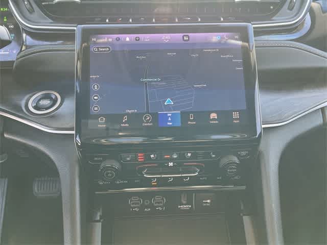 Thumbnail: 2022 Jeep Grand Cherokee - 21