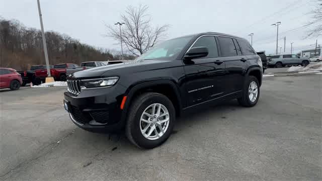 Thumbnail: 2024 Jeep Grand Cherokee - 4