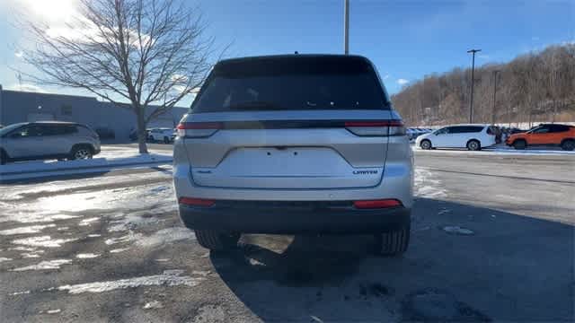 Thumbnail: 2025 Jeep Grand Cherokee - 7