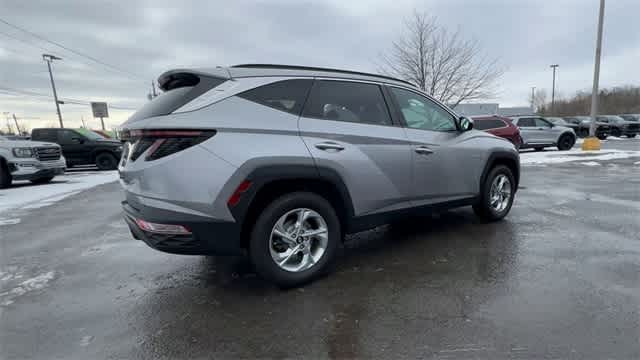 Thumbnail: 2022 Hyundai Tucson - 8