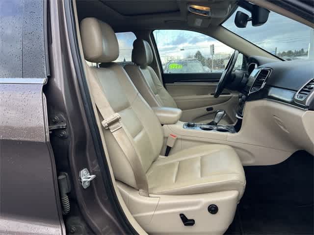 Thumbnail: 2019 Jeep Grand Cherokee - 19