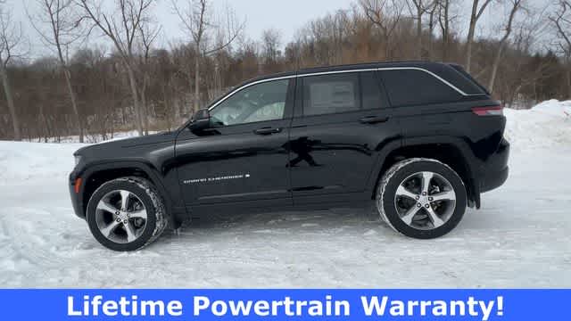 Thumbnail: 2026 Jeep Grand Cherokee - 5