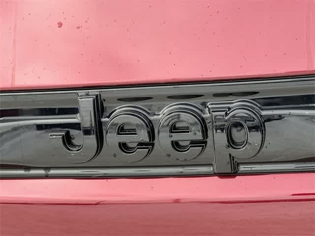 Thumbnail: 2023 Jeep Grand Cherokee - 11