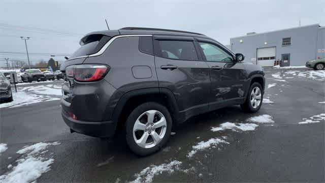 Thumbnail: 2021 Jeep Compass - 8