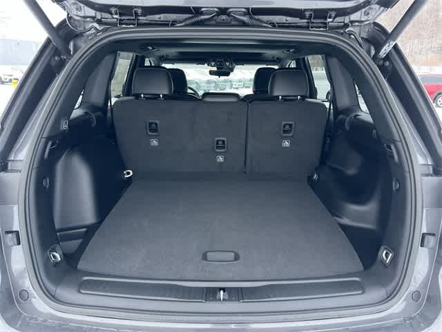 Thumbnail: 2025 Jeep Grand Cherokee - 24