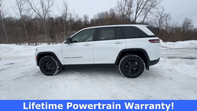 Thumbnail: 2026 Jeep Grand Cherokee - 5