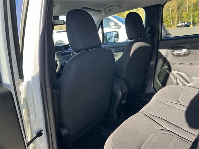 Thumbnail: 2019 Jeep Renegade - 16