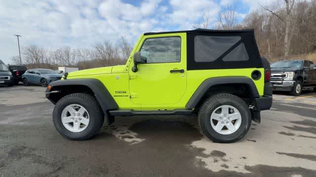 Thumbnail: 2017 Jeep Wrangler - 5