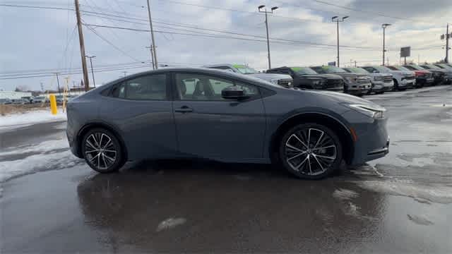 Thumbnail: 2024 Toyota Prius - 9