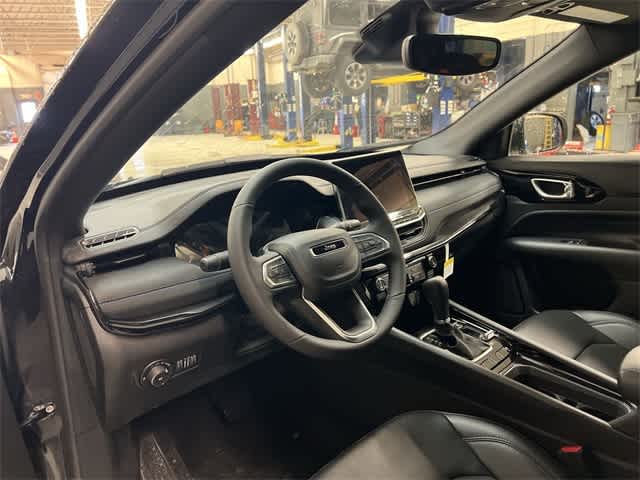 Thumbnail: 2026 Jeep Compass - 10