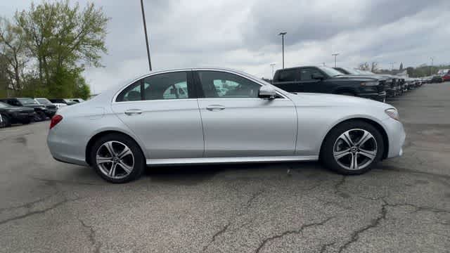 Thumbnail: 2019 Mercedes-Benz E-Class - 9