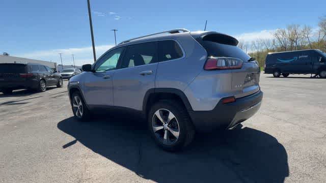 Thumbnail: 2019 Jeep Cherokee - 5