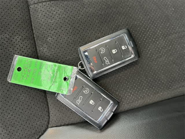 Thumbnail: 2023 Jeep Grand Cherokee - 25