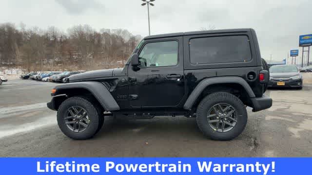 Thumbnail: 2026 Jeep Wrangler - 5