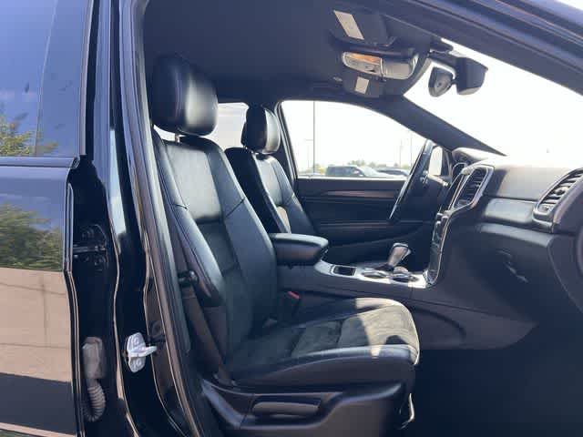 Thumbnail: 2017 Jeep Grand Cherokee - 26