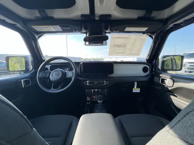 Thumbnail: 2026 Jeep Gladiator - 10