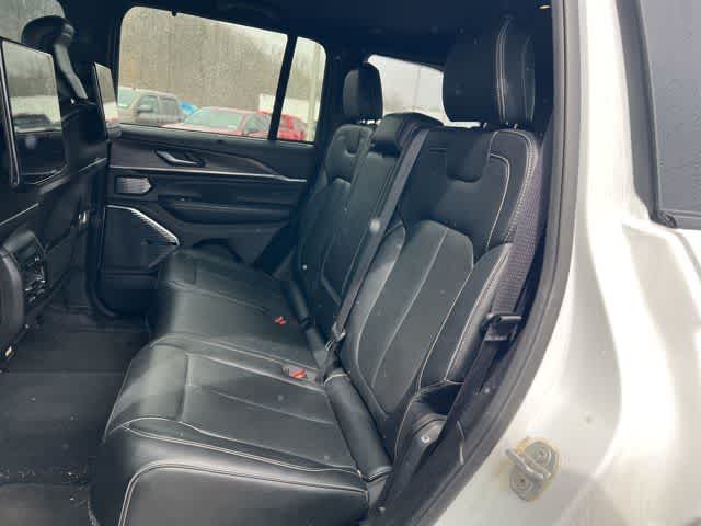 Thumbnail: 2023 Jeep Grand Cherokee - 13