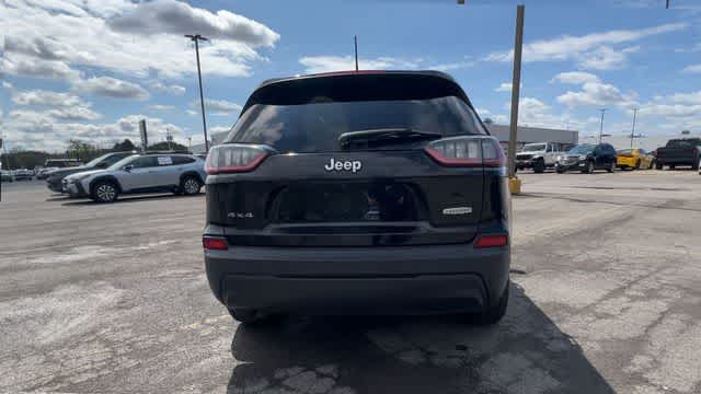 Thumbnail: 2019 Jeep Cherokee - 7
