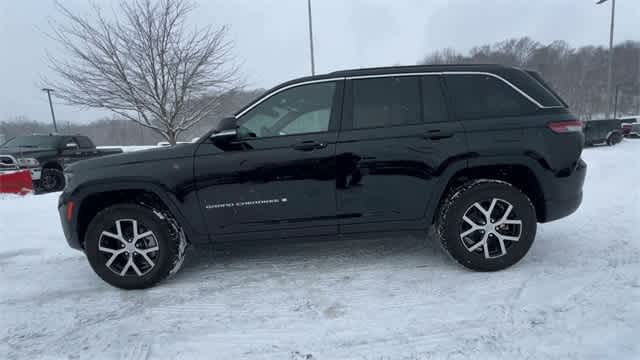 Thumbnail: 2024 Jeep Grand Cherokee - 5