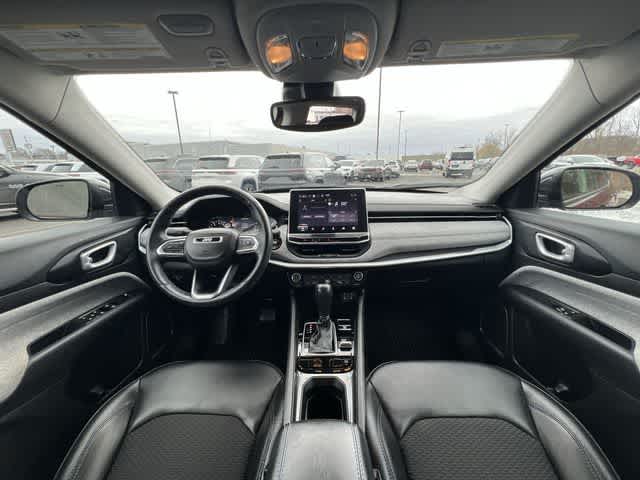 Thumbnail: 2022 Jeep Compass - 14