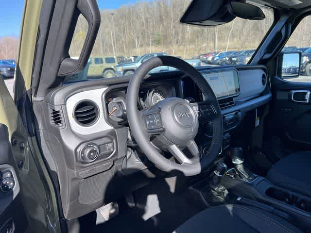 Thumbnail: 2026 Jeep Wrangler - 10