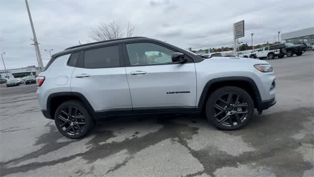 Thumbnail: 2026 Jeep Compass - 9